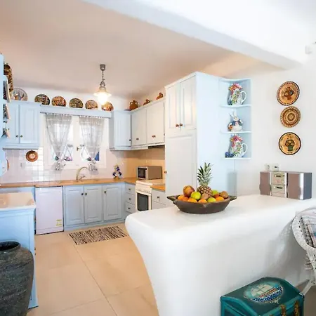 Holiday home Mykonos Coastal Retreat - Giovanna's Beachfront Escape With Jacuzzi *