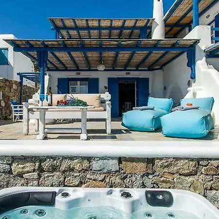 Holiday home Mykonos Coastal Retreat - Giovanna's Beachfront Escape With Jacuzzi