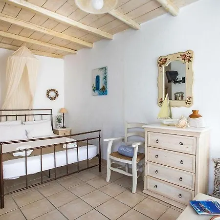 Holiday home Mykonos Coastal Retreat - Giovanna's Beachfront Escape With Jacuzzi *