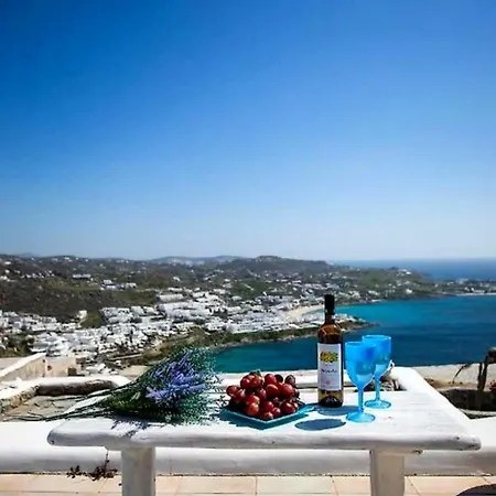 بيت للعطل Mykonos Coastal Retreat - Giovanna's Beachfront Escape With Jacuzzi *